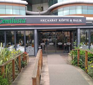 Cemil Usta Kofte Balik Altaycesme Istanbul